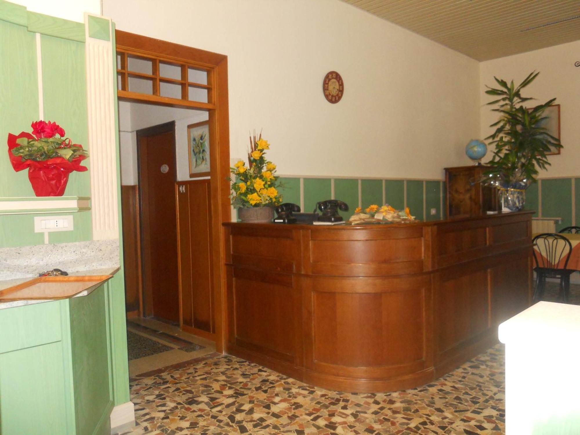 Albergo Belvedere Borghetto di Vara Extérieur photo